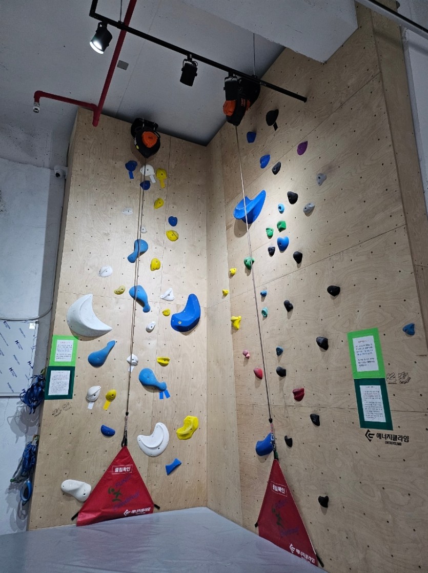e2363ab27cf04123ed63c7540c11077c_1717894469_2974.jpg